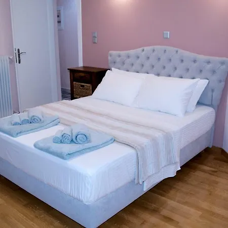 George's Cozy In Plaka Apartment *